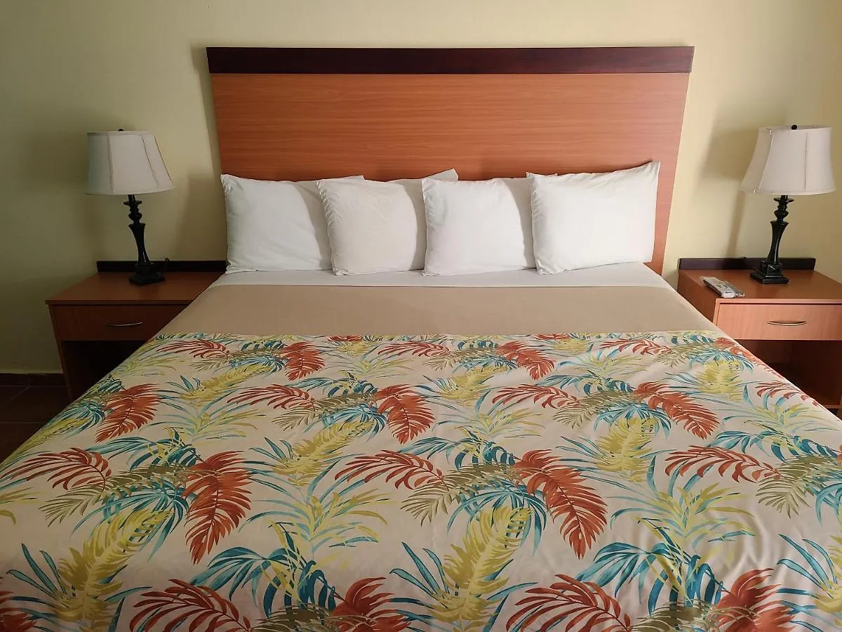 יאבוקואה Hotel Lucia Beach